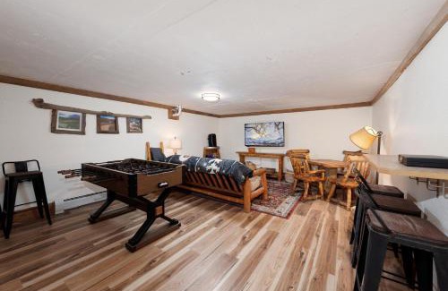 Durango House | 27405 Highway 550