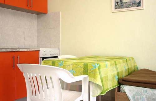 Cove Tri Zala (Zrnovo) Apartment | 28 m² Apartment ∙ 1 bedroom ∙ 4 guests