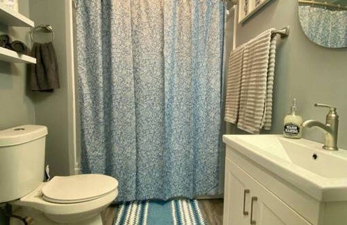 Vermilion House | 281 overlook · Comfy Cottage By The Lake