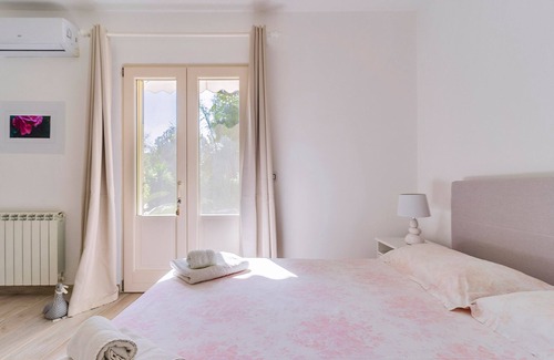 Giorgilorio Bed & Breakfast | 2865 Garden View Near the sea by Barbarhouse