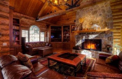 Rapid City House | 288 m² House ∙ 3 bedrooms ∙ 8 guests