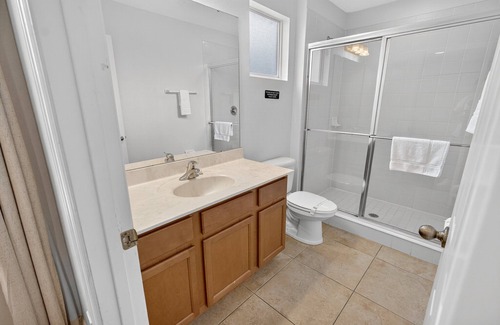 Bellavida House | 290 LF - BellaVida Cozy 6BR Pool Home