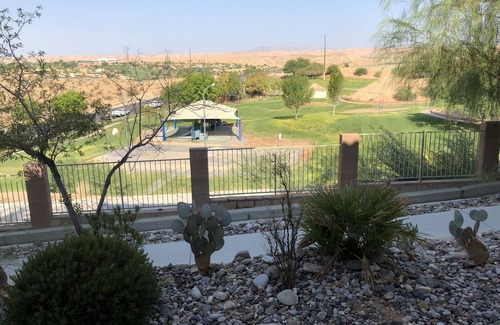 Mesquite Condo | 2B/2FB Golf Course/Park View - No Stairs!
