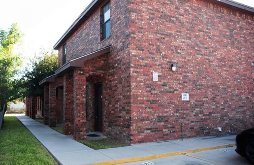 Edinburg Apartment | 2BD 2BT Apartment 1 Min to University Utrgv
