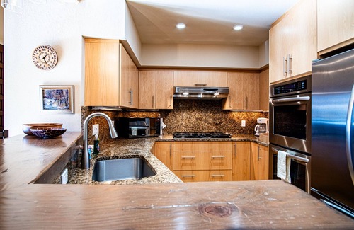 Elkhorn Village House | 2BD Fairway Nine Golf Condo + FREE Resort Amenities
