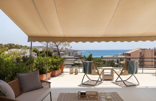 Vouliagmeni Apartment | 2BD Luxury Sea View Penthouse in Astir Beach