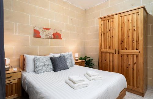 Qala Apartment | 2BD Spacious Apartment with Front Terrace and Country Views - Gozo Island