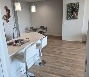 Deep Ellum Apartment | 2bdrm/2 King beds/1Air mattress
