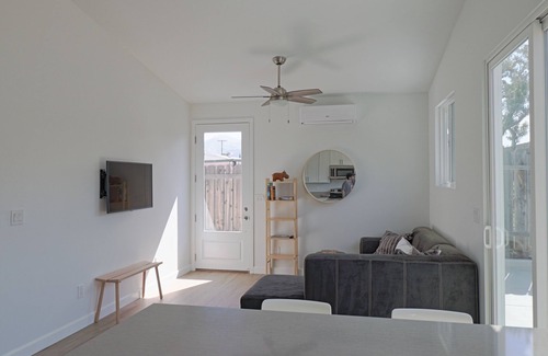 Poway House | 2Bed 1Ba Brand New Guesthouse Private Parking