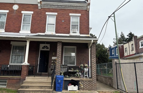 Frankford Apartment | 2bed 2nd fl with parking