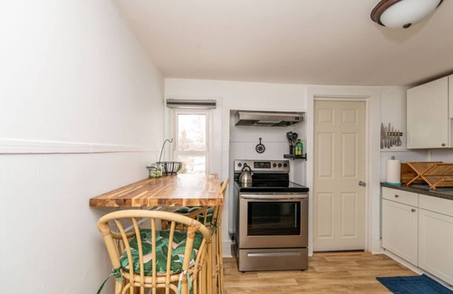 Winooski Apartment | 2Bed Apt 5mins from i89, Restaurants, Public Pool