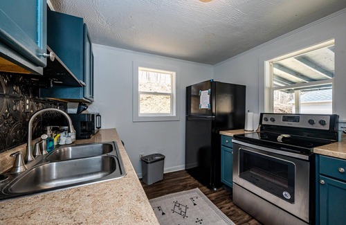 Gnaw Bone Cottage | 2BR, 1BA