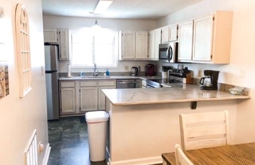 Little River House | 2BR 2 1/2 BA - 10 min. to N. Myrtle Beach Sports Park, Beach & LR Waterfront