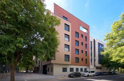 La Buhaira Apartment | 2BR/2BA Apt, 4th Floor, Balcony, Workspace & Parking