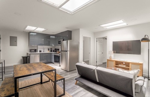 East Harlem Apartment | 2BR/2BA Steps from Central Park! Great Location