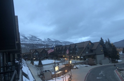 North Park City Condo | 2BR 3BA True Ski in Ski out Condo at Park City.at the base of Mountain!