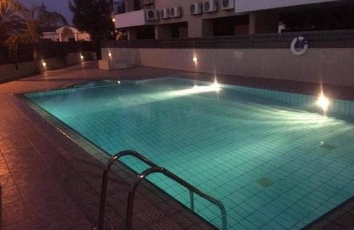 Paralimni House | 2br-7 Guests-free Parking-pool-aircon