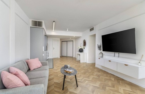 Herzliya Pituach Apartment | 2BR Apartment in Marina Herzliya By Barnes