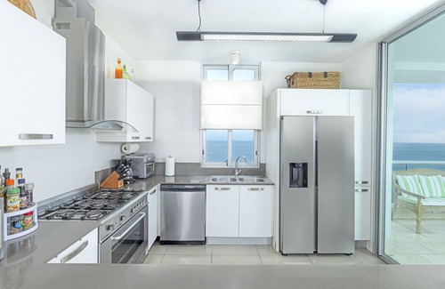Rio Mar Apartment | 2BR Apartment with Ocean View PH Río Mar 11A