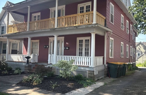 South Wedge Apartment | 2BR Apt near Downtown and in the Park Avenue area with W/D Parking and Porches