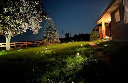 York Regional Municipality Apartment | 2BR Basement Apt in Newmarket