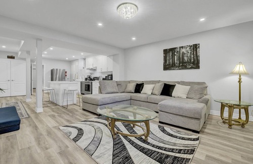 Hamilton Apartment | 2BR Basement Suite with Fireplace & Central A/C