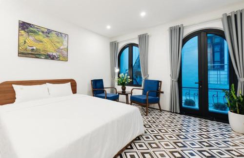 Hang Bo Apartment | 2BR, Big Balcony Historic View, Super Location