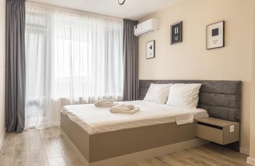 Plovdiv Center Apartment | 2BR Business Suite with FREE GYM, by Holiwork Stays