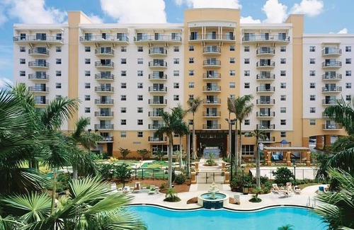 Survey Creek Condo | 2br Condo Family Fun Pompano Beach & Mini Golf!