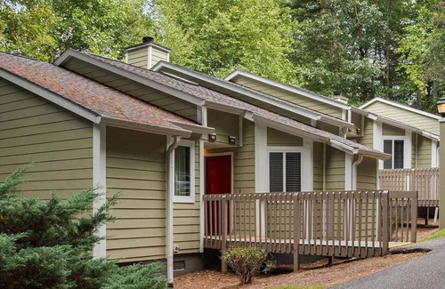 Sapphire Condo | 2br Condo w/Golf, Boating, Skiing, Family Fun!