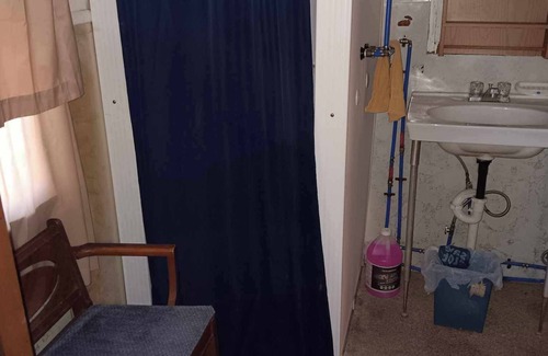 Bradford Cottage | 2br Cottage close to water, huntn, fishn and snowmobiling outside Bradford, Pa.