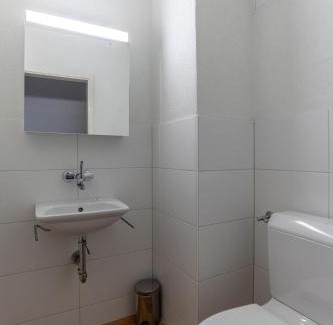 Muhlebach Apartment | 2BR flat close to lake, opera and city center - SF10