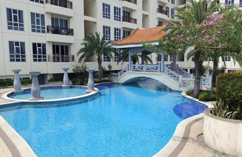 Chinatown House | 2BR Lucky Tower Residence Jakarta Old Town Top Floor Condo