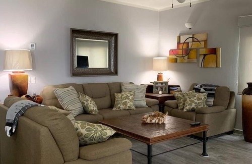 San Jose del Cabo Condo | 2BR Ocean View Condo Overlooking Pool - Free Wifi