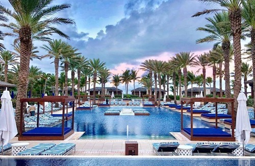 Paradise Island Condo | 2BR Oceanfront Suite – The Reef Atlantis, Full Kitchen & Balcony Sleeps 9
