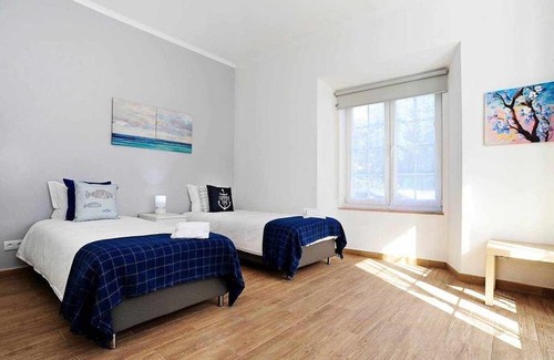 Oeiras Apartment | 2BR Oeiras 15min Lx/Cascais 2 Checkinhome