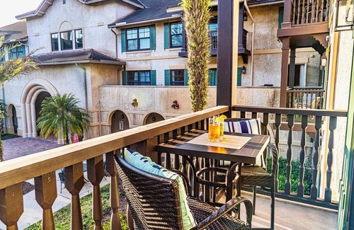 St. Augustine Condo | 2BR Pool front view- no carpet- balcony- near historic district & beaches