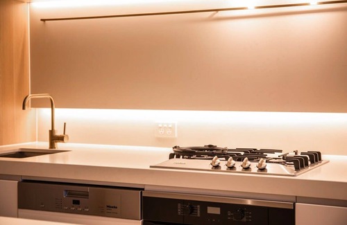 Box Hill Apartment | 2BR skyview BoxHill center