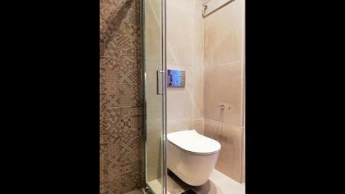 Katsarou Apartment | 2br Suite White gea with private pool no01
