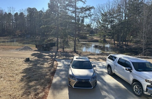 Lexington - Salisbury Apartment | 2BR The Bandit Suite