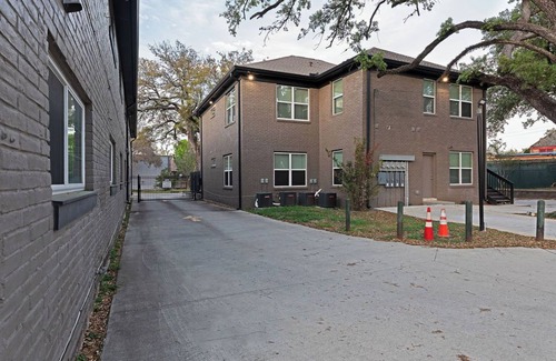 MacGregor Apartment | 2BR The TMC Flats 07! Hermann Park! Zoo! ⭐️⭐️⭐️⭐️⭐️
