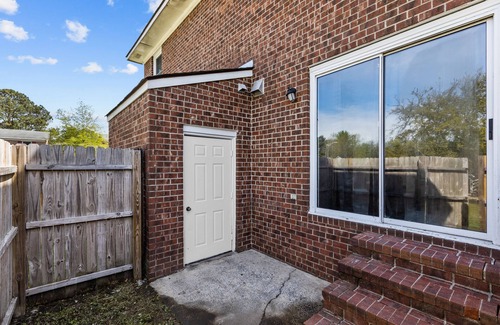 Greenville House | 2BR Townhouse Duplex 8 min to ECU 10 min to Vidant