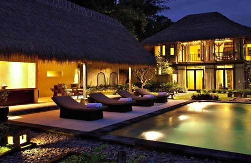 Sambahan Villa | 2BR VILLA NEAR UBUD EXOTIC NATURE HOLIDAYS