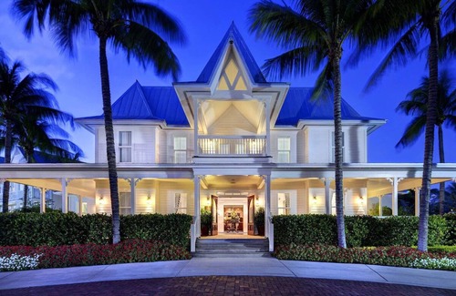 Marathon House | 2BR Waterview Villa, Tranquility Bay Beachfront, Ideal for Families - 2 Units