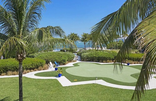 Marathon House | 2BR Waterview Villa, Tranquility Bay Beachfront, Ideal for Families - 2 Units