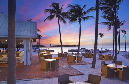 Marathon House | 2BR Waterview Villa, Tranquility Bay Beachfront, Ideal for Families - 2 Units