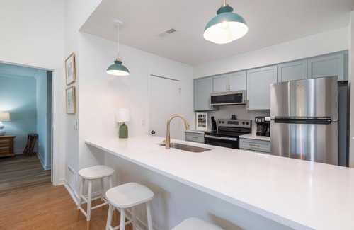 Isle of Palms Condo | 2BR2BA Poolside. 15% discount for June/July weekly rentals. Great for families!