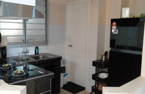 Subang Jaya House | 2D1B FULLY FURNISHED CONDO at RHYTHM AVENUE USJ19 hosted by TJ SPEAKEASY