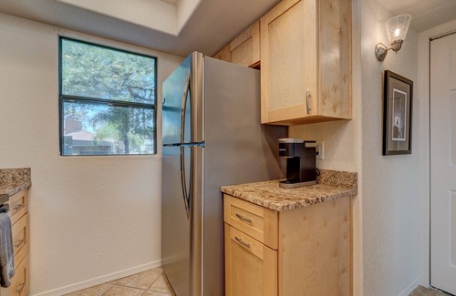 Tucson Condo | 2nd Floor Condo Breathtaking Mountain Views Steps from Pool