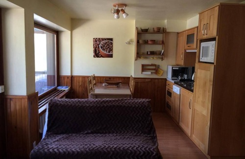 Valloire Apartment | 2nd floor, view mountain, balcony, parking, ski locker, 39m², Valloire